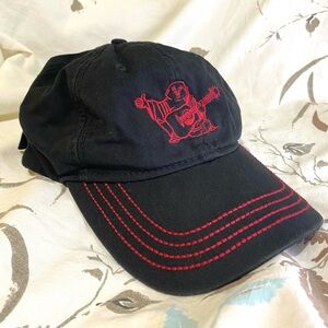 True religion black and red stitched Buddha hat❤️🖤
